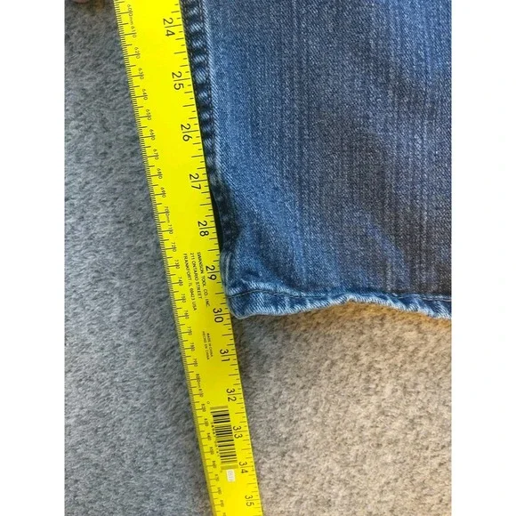 Wrangler Jeans Mens 36x30 Blue Premium Denim 97LRWBI Straight Leg Relaxed Fit - Picture 9 of 16